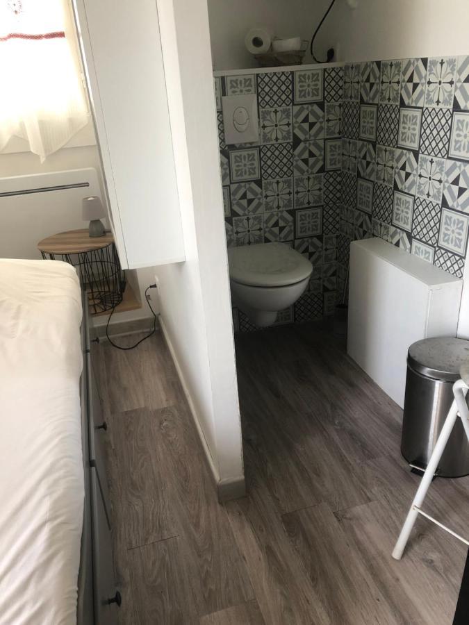 Studio 11M2 Magny-Cours Exterior foto